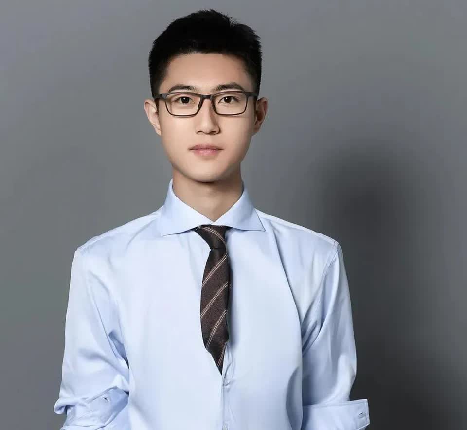 车险你们都买对了吗 

1．胆大的只买（交强险）
2．心大的加个（三者20