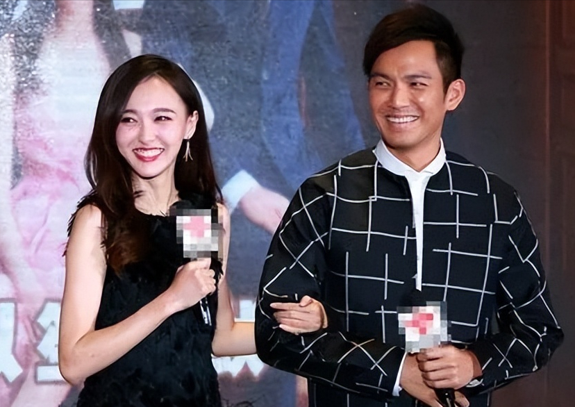 一次活动，主持人问钟汉良：“唐嫣那么漂亮，你和唐嫣拍了这么多场的吻戏，就没有心动