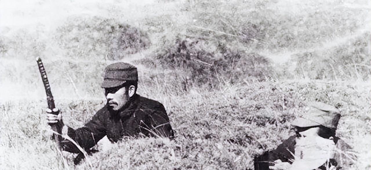 [微风]1942年，辛树声被抓后，供出了地下党名单，日军开心不已，本以为能钓到大