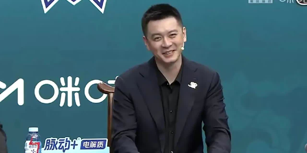正如杨鸣所说，总决赛这样打太难受了！

总决赛目前打完了2场，大比分1:1平