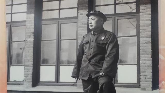 1965年，外交部长陈毅在国际上险酿大祸，周总理：谁给你的权利
