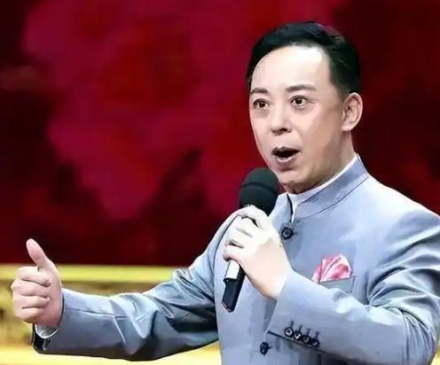 著名京剧演员李胜素和于魁智，在接受香港媒体采访时说的言论，遭到戏迷和网友们的质疑