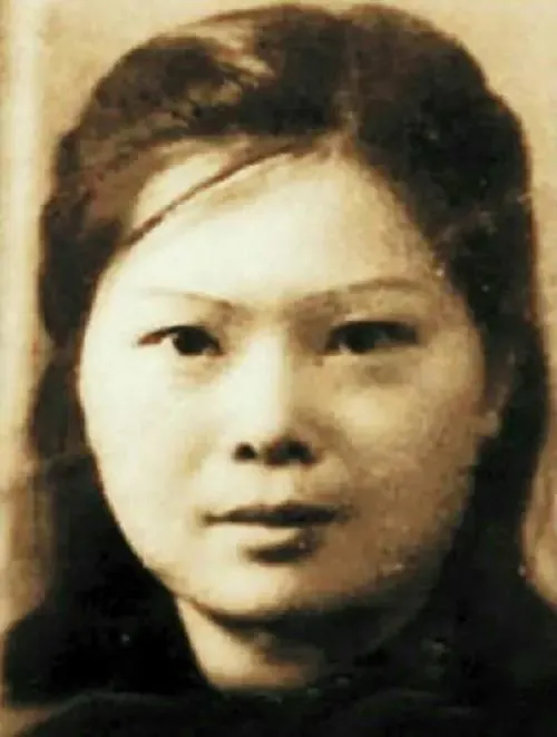 1932年，潘兰珍的丈夫“李老先生”被抓了起来，她这才惊讶地发现原来与自己同床共