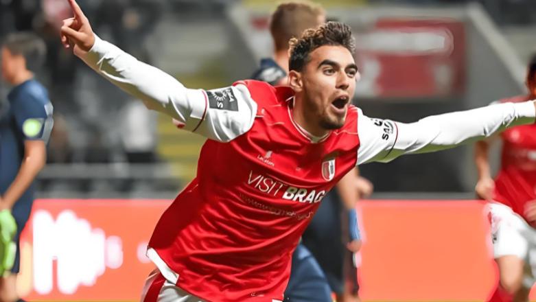 「一口气七场」西悉尼-奥克兰F C、麦克阿瑟-布里斯班、埃斯托里-布拉加、多特蒙德-门兴、博洛尼亚-