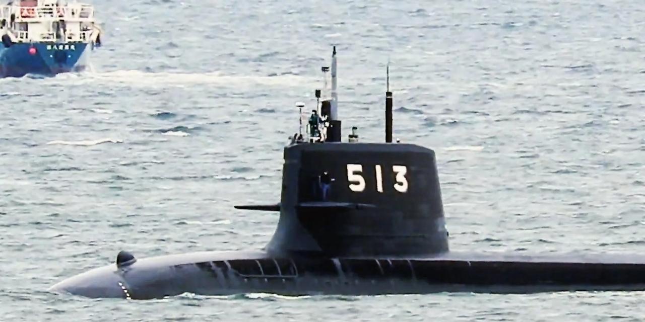 深海魔影——日本大鲸级潜艇
日本“大鲸”级柴电攻击潜艇是日本海上自卫队现役最先进