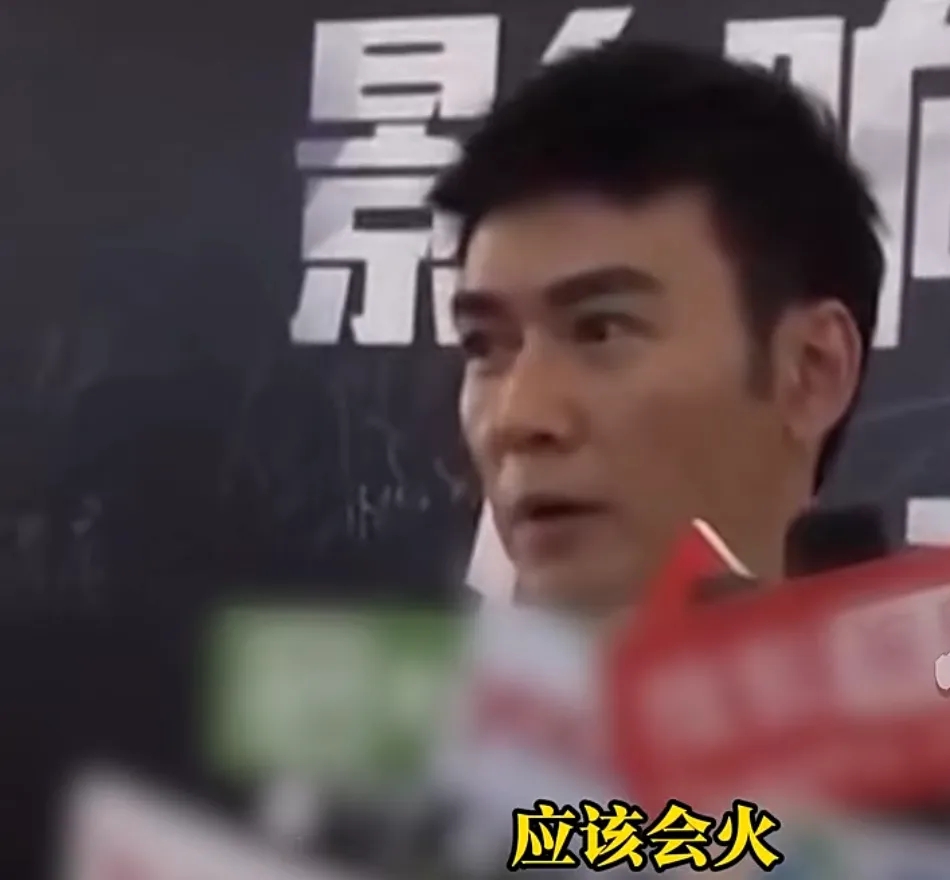 焦恩俊给了内娱20年时间翻拍《小李飞刀》，结果25年过去了，内娱还是一个能打的都