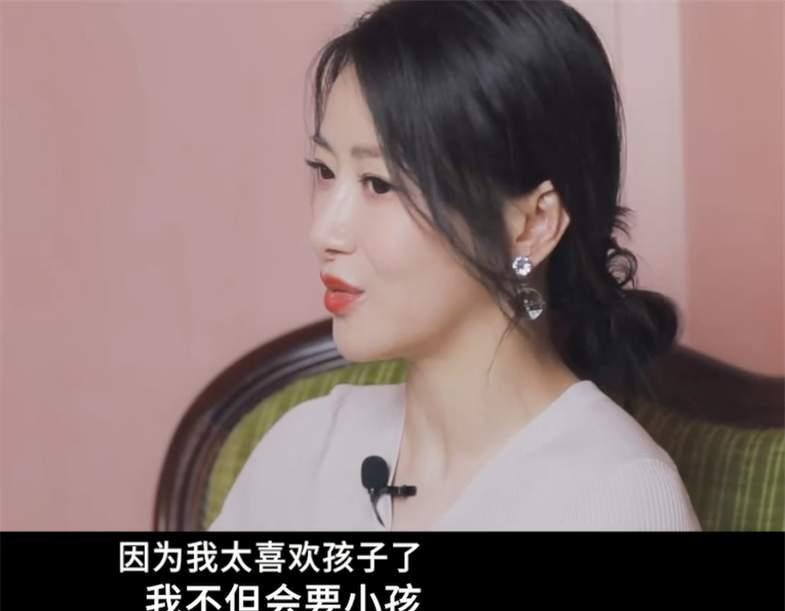 原来陈紫函今年都已经50岁了，确实是这个年纪怀孕有点困难了。
她和蒋勤勤、金巧巧