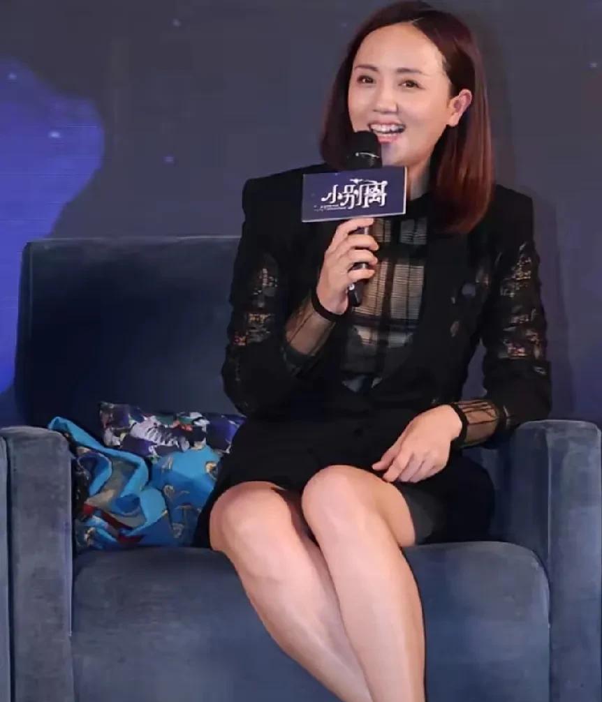 演员朱媛媛走了，她女儿辛芯仪对她说的话，我这个中年女子看了也泪目了，下面是辛芯仪