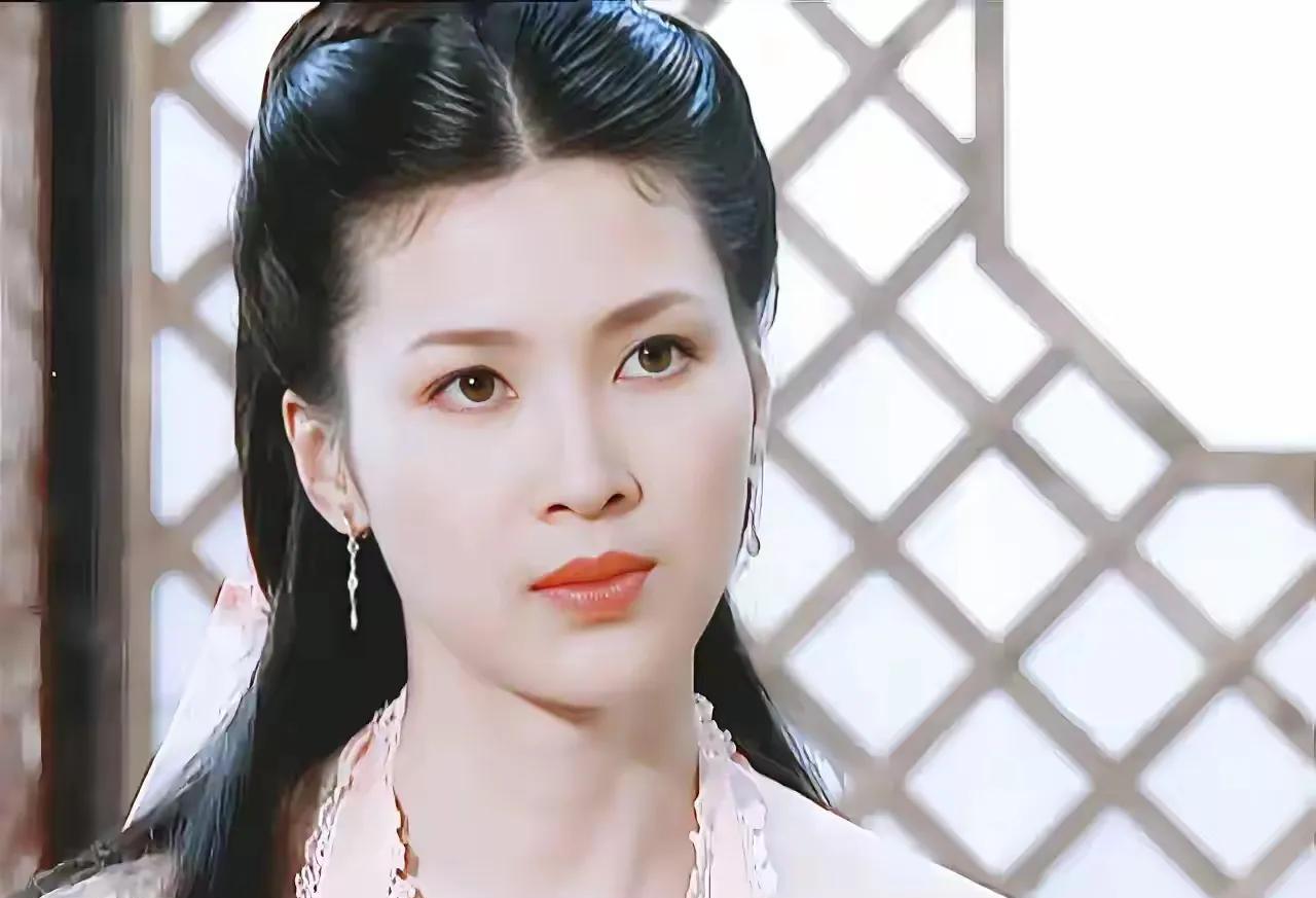 这位风华绝代，国色天香的美女，在隋唐英雄传里真的很惨，你还记得她演的那个角色吗？