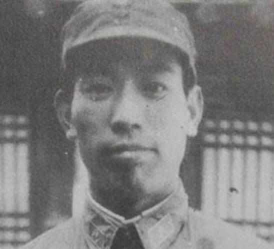 1955年授衔，此人觉得自己各方面都不如王震，他最终却被评为大将
“1955年7