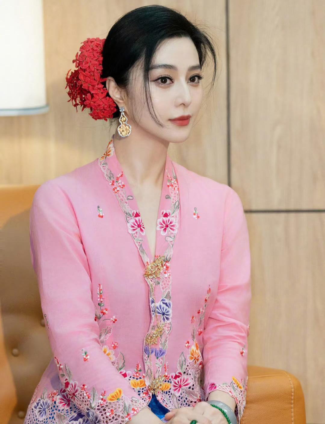 范冰冰这颜值这气质，绝对一流，不知道大黑牛是怎么想的