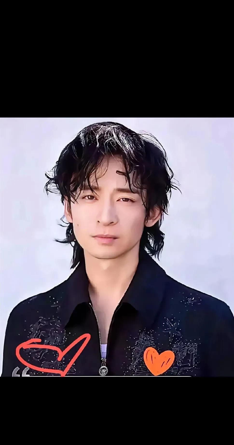 孙俪和胡杏儿都没想到，看着满脸稚气、模样普通的董子健，演起戏来这么厉害。在《蛮好
