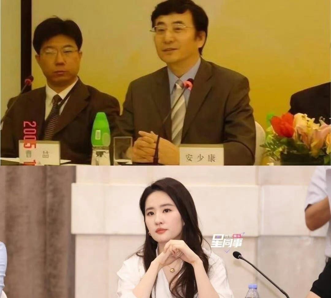 父女同框，气质真绝，刘亦菲如果不进娱乐圈也会很优秀吧！