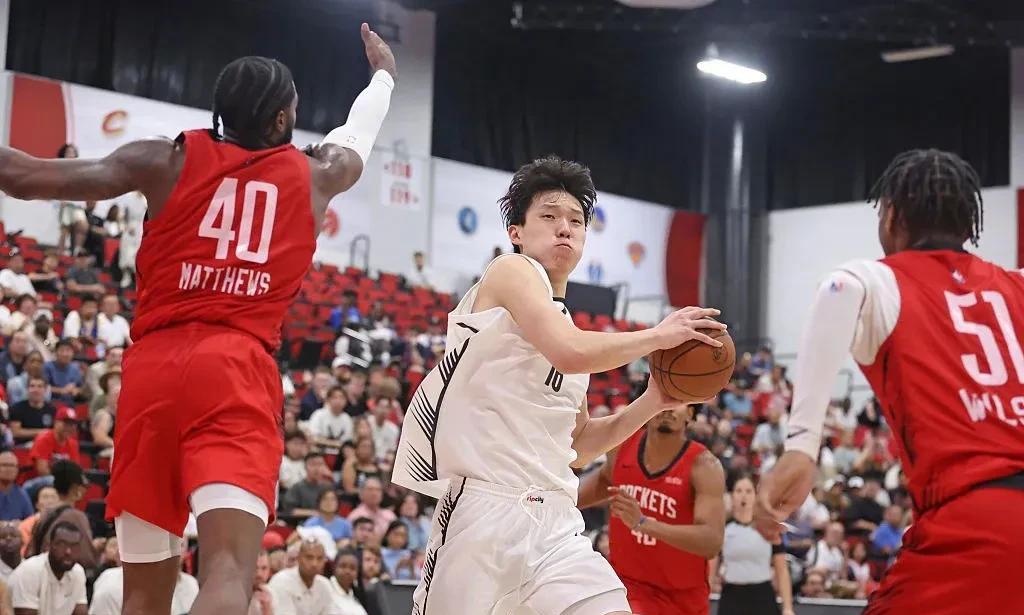 郭士强为亚洲杯小考如释重负，杨瀚森nba夏联提前结束，为备战亚洲杯放弃nba夏联
