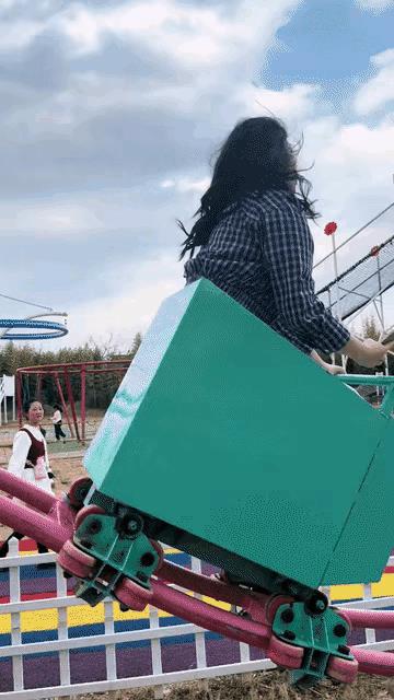 这一圈下来，
不担心脑震荡啊！