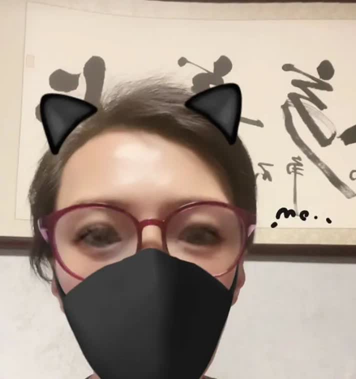 细语主播看起来更靠谱，更像是做实事的主播！
细语说：
我没有群，不太会回私信