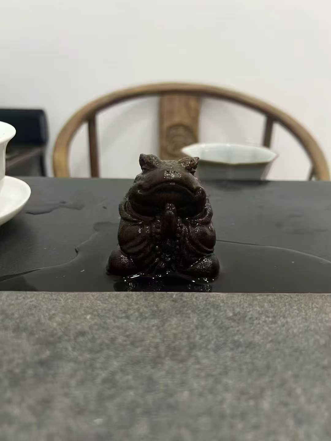 别人眼中的你不是真正的你，你眼中的你也不是真正的你，你眼中的别人才是真正的你[抱