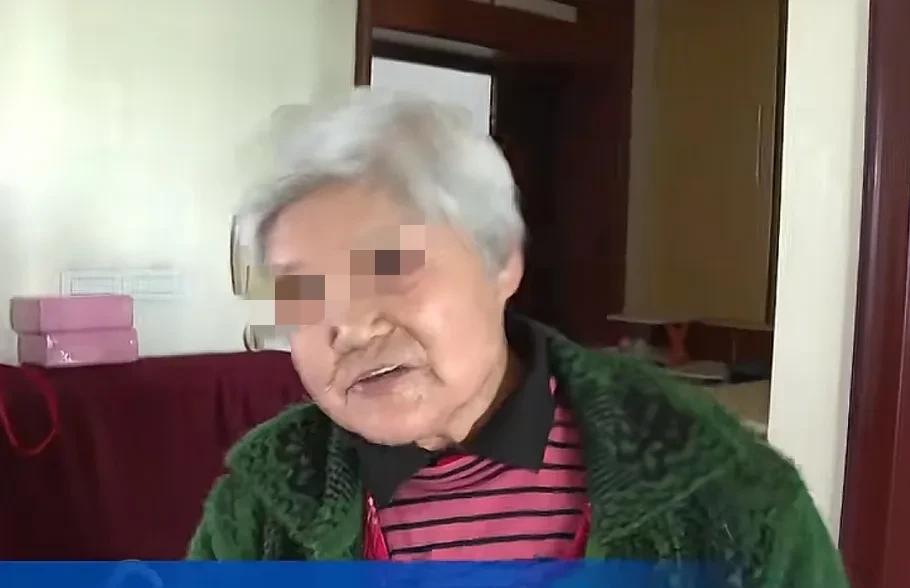 [浮云]3月28日，重庆，女子回家却怎么都打不开家门，丈夫的舅舅、舅妈鸠占鹊巢，