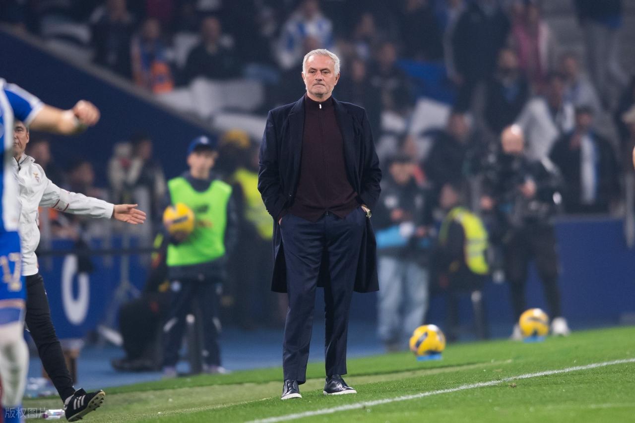 0-1，62岁穆帅率队不敌老东家，惨遭淘汰，无缘葡萄牙杯四强