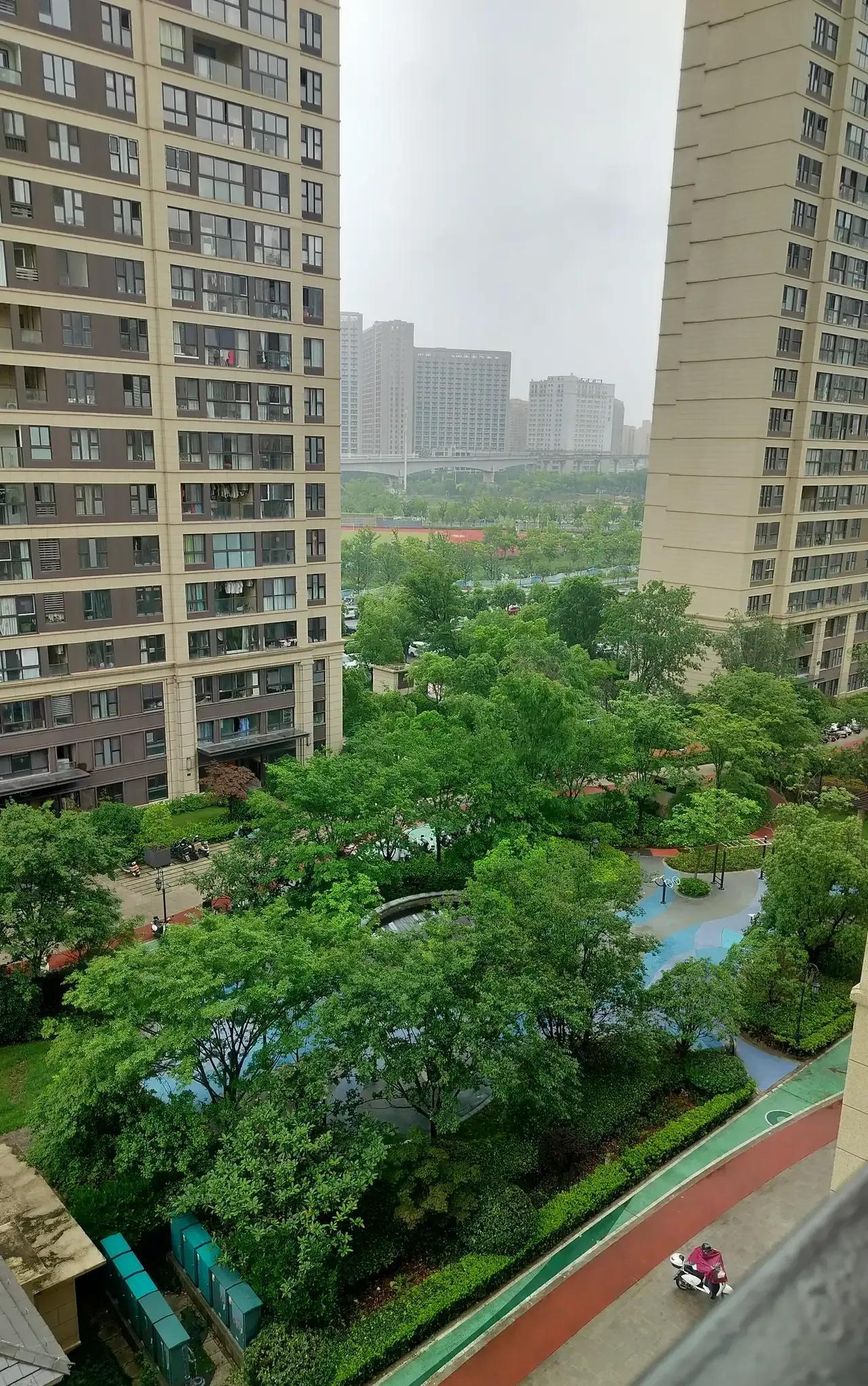 说个丢人事，大家可不要笑话我，都已经48岁了，家里才有17万存款，连20万都没有