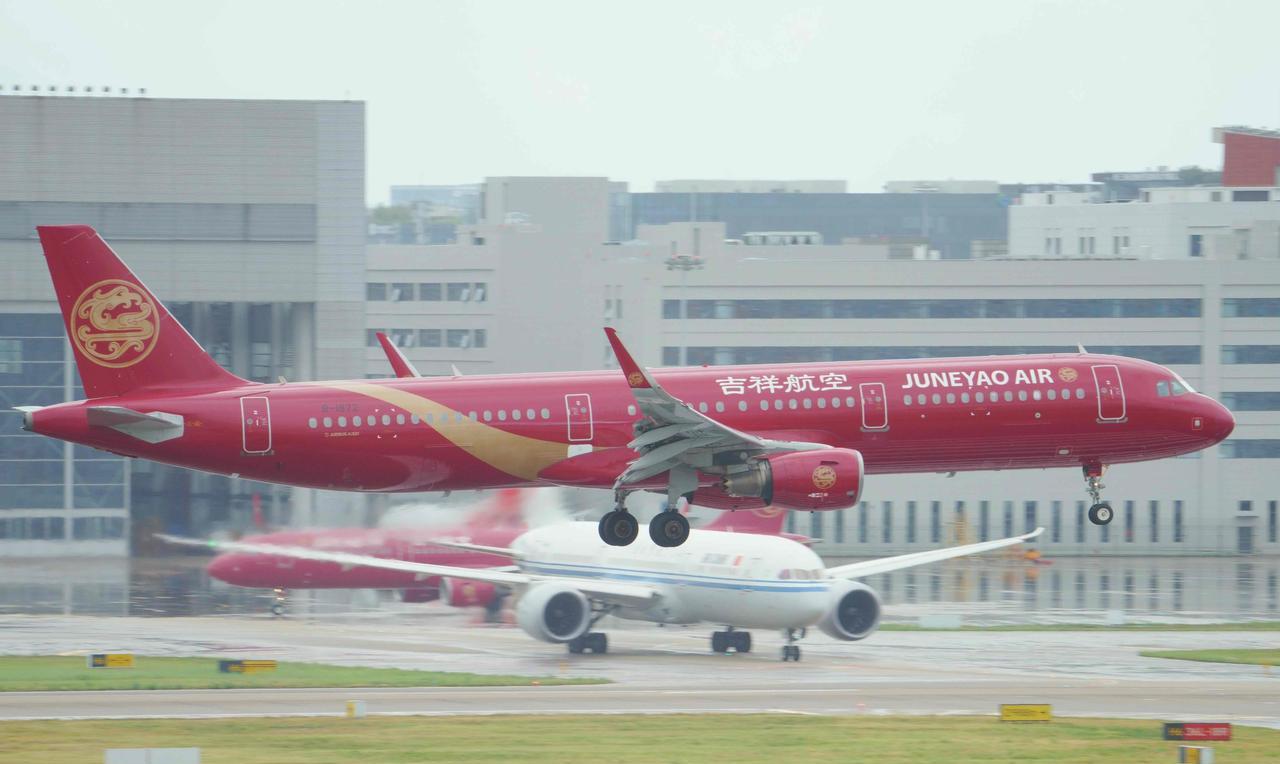中国东方航空新一架B787-9已经完成最后的交付检测，即将交付！这是东航第六架B