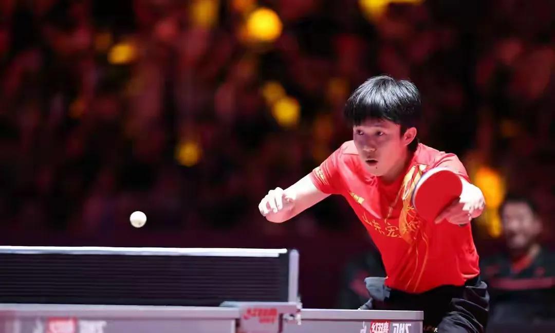 山东魏桥男队，
大概率获得冠军！
从今天，
乒超联赛总决赛
四强战，
击败上海地