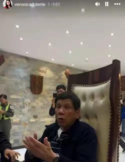 美国资助菲律宾反华 马科斯得利



这3.3亿美元的援助款，真的只是为了“国防