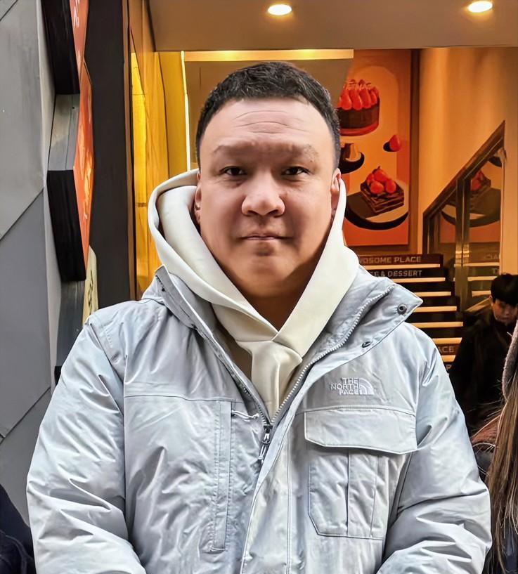 早就说了，
智商和学历过滤不了人品，
不信你们看看车澈，无奈绩优主义的影响下，很