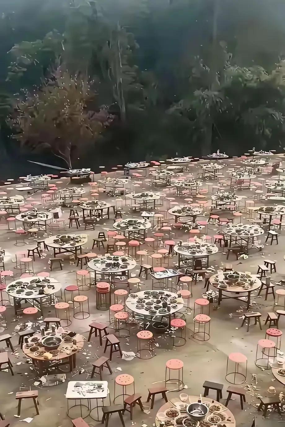 大山里什么都不多，就是人多，吃得多
