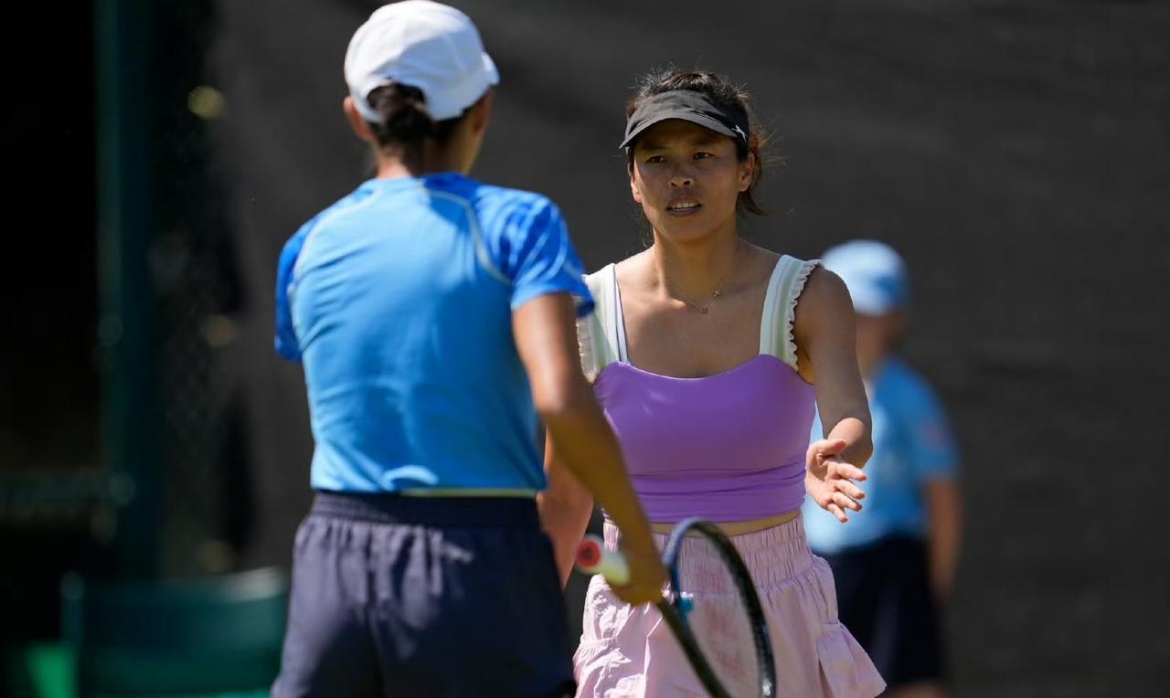 2-0，头号种子张帅一盘不失进4强！
获胜，“海峡组合”拿到98分、4260英镑