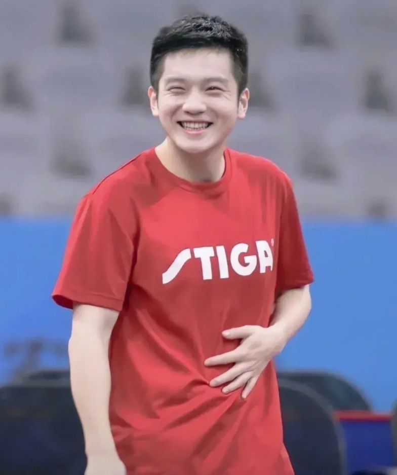 小胖为什么加盟德甲？ 我猜原因有几点

第一个是因为波尔，他和小胖的关系特别铁，