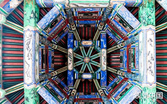 假千金靠系统装小白花，重生后我拆穿她真面目