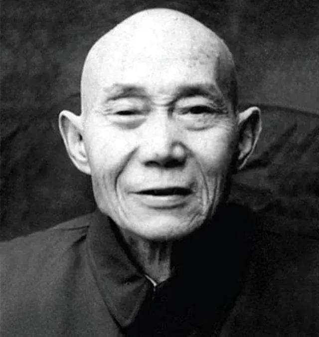 1940年，吴凤翔受命刺杀一名日本少将，可是他到门口才发现，里面竟然不止一人。正