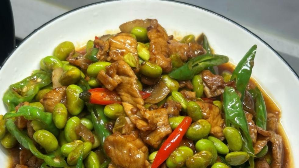 闭眼去做，真的巨下饭！家常毛豆炒肉，米饭杀手的终极奥义