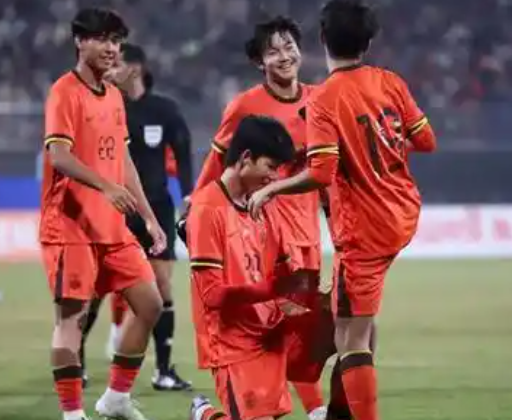 北京时间11月28日19：35，U17亚洲杯预选赛小组赛第4轮，中国队PK斯里兰