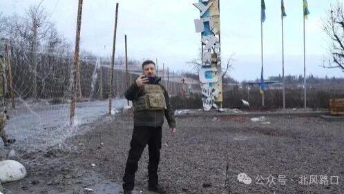 勇气与韧性再现：泽连斯基在库皮扬斯克的炮声中讲话，距俄军阵地仅2公里