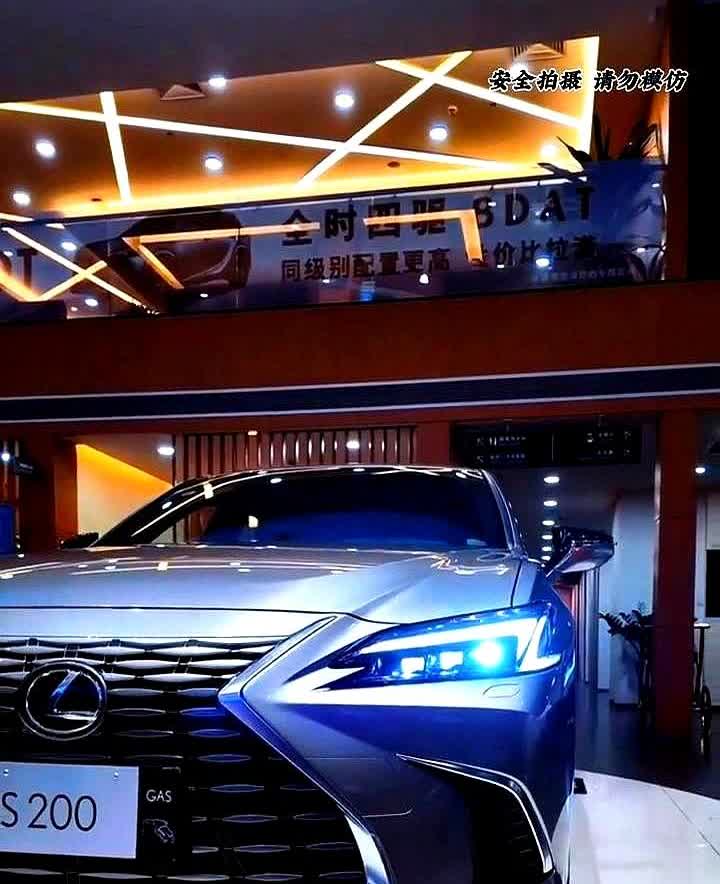 雷克萨斯ES最新价19.99万

曾经底气十足的雷克萨斯ES，如今25款刚上