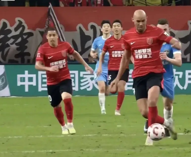 都不满意！足协：对成都蓉城处以50万元罚单，彻底认清了这3个事实

蓉城最近被“