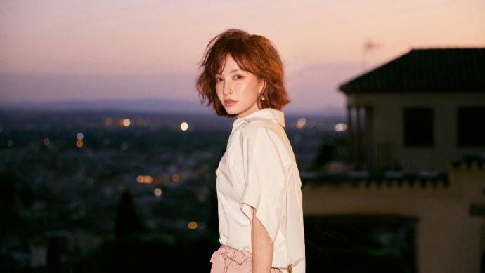 从土气少女到时尚女神，吴昕的逆袭之路太惊艳！