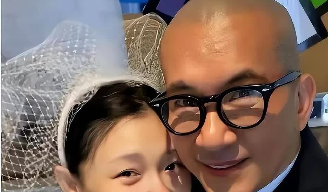 我忽然有个大胆的想法，大S的死因，会不会是自杀？因为她已经活不起了！
和汪小菲