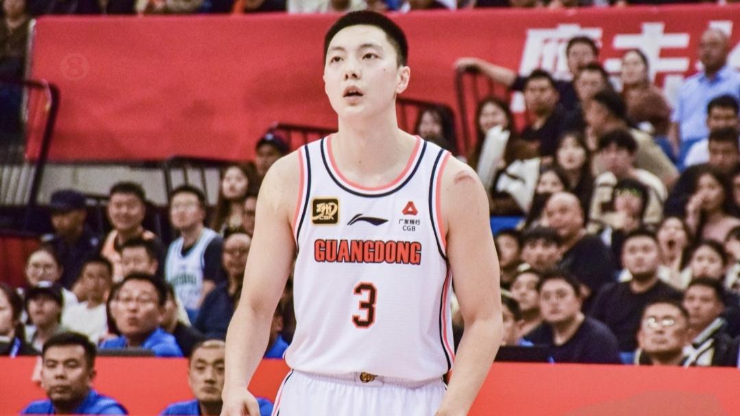 🔥G1惨败创纪录42分！广东队崩盘背后深藏逆袭启示💪