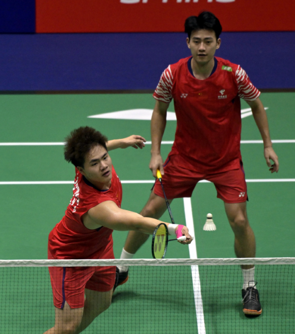 梁伟铿王昶止步韩国赛首轮
梁伟铿/王昶🇨🇳 21-18、18-21、18-2