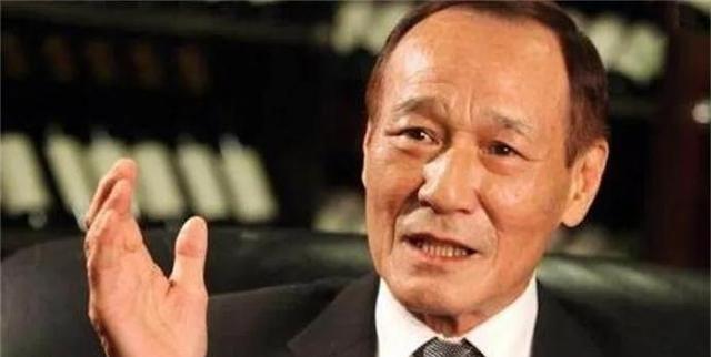 1998年，臧天朔在天上人间设宴招待陈惠敏。臧天朔直接点了10瓶皇家礼炮和老大哥