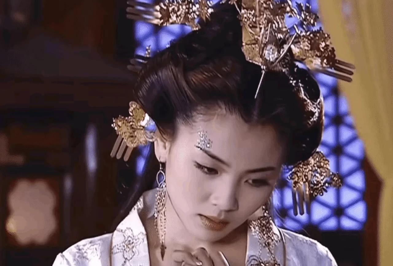 张学良，都比李煜有人情味！少帅，至少在于凤至病重的时候，坚持给于凤至治病，拒绝在