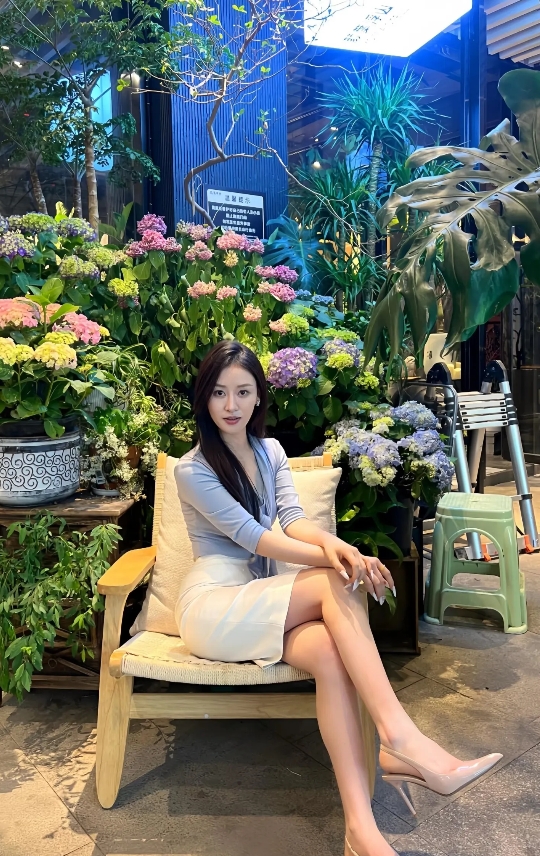 当伴娘要自费5888？？我直接拒绝有错吗？

闺蜜婚礼，我因穷被踢出伴娘团
被二
