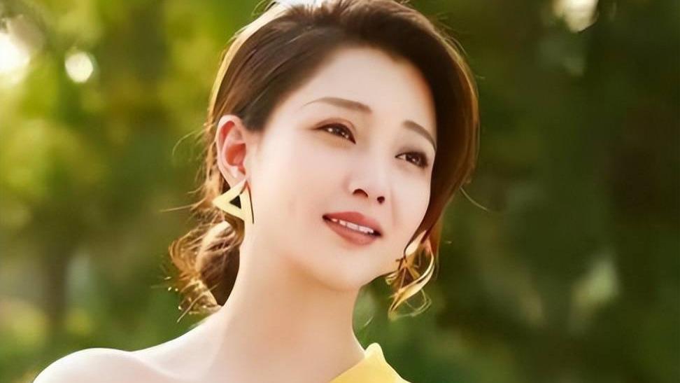 表面是演员，实际军衔却很高的明星，这几位个个深藏不露！