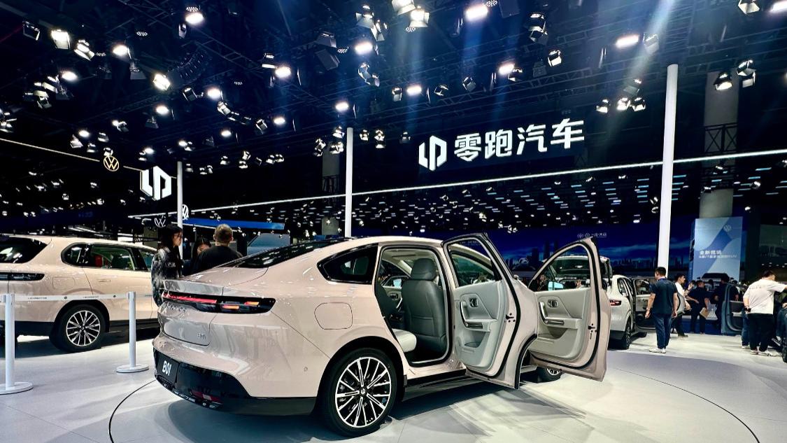 新年第一炮：零跑1月交付32059辆，同比增长27%，年销量目标100万