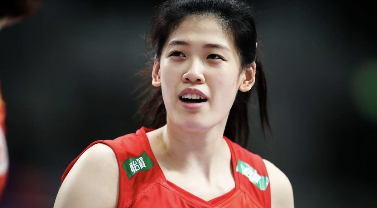 费内巴切俱乐部董事会成员—胡鲁斯.贝尔古：我们会从中国引进袁心玥和李盈莹
“我们