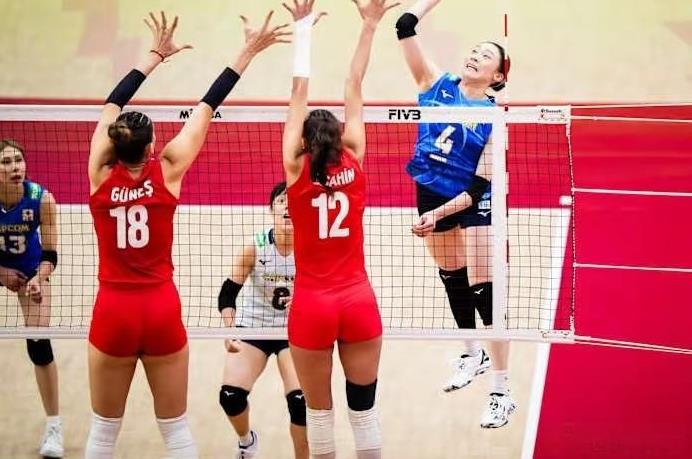 日本女排输给了身高而不是输给了土耳其女排，但凡日本女排能有中国女排的身高，进入决