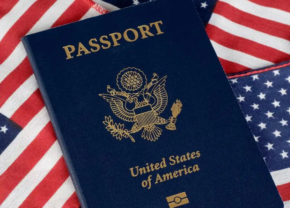 美国入境审查严，华人绿卡也心慌慌











真是让人火大！现在想进美